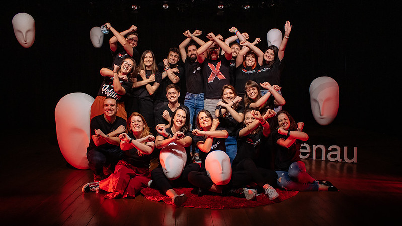 TEDxBlumenau 2021 - Falando com Estranhos - Equipe
